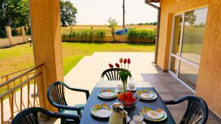 Къща за гости Тара - Villa Tara - Sokolovo - 9
