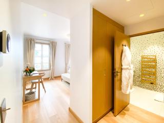 Petit Monlot - Saint-Emilion - Saint-Émilion - 3