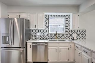 Stunning Plano Home with Private Pool and Hot Tub - 2