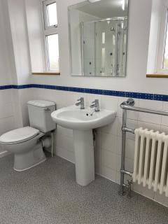 Stansted Airport Guest Rooms - Bishops Stortford - 7