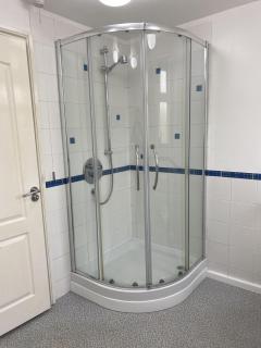 Stansted Airport Guest Rooms - 4