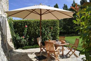 Charming stone house with terrace and garden, Lussan - Lussan - 9
