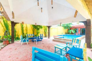 Malecon Beach House in Progreso 1 block from beach - 4