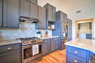 Idyllic Cotter Escape Steps to White River! - 4