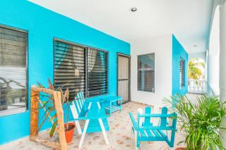 Malecon Beach House in Progreso 1 block from beach - Progreso - 4