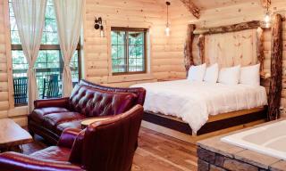Treehouse #4 by Amish Country Lodging - Millersburg - 2
