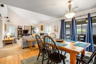 452 Oceanwoods Cottage - 4