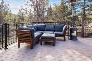 Pet Friendly Pine Knoll Home - Bend - 5