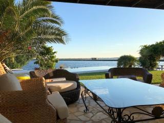 Beautiful Villa with Private Pool by Beahost - 4