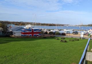 Folly View - Newport - 9