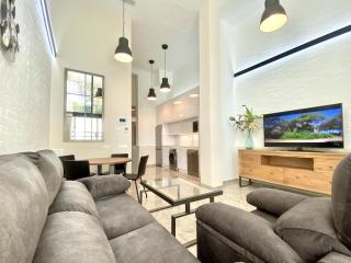 Tr2 Aparcamiento Incluido amplio y moderno loft cartuja de sevilla - 0