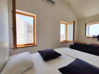 Brand new apt W balcony & perfect seaview at center - Hvar - 9