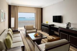 Crowne Plaza Jeddah by IHG - Dschidda - 2