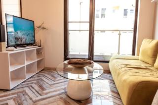 Bright 1BDR Apartment with a Balcony - Sofia - 6