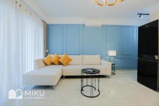 Miku Apartment - Glamorous 1Bedroom Apartment At Olympic Residence - Tirana - 0
