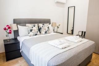 A22 Irresistible modern flat with balcony@centre - Atene - 9