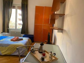 Central flat beetwen centre and railway station!! - Bolonia - 1