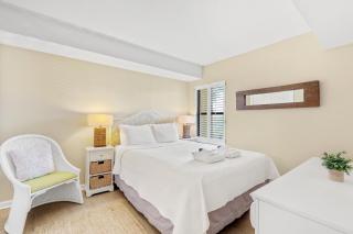 115 Charleston Oceanfront Villas Beach Daze - Folly Beach - 2