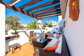 Las Tortugas Marbella - Luxury Penthouse with Sea Views & Jacuzzi - Marbella - 4