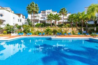 Las Tortugas Marbella - Luxury Penthouse with Sea Views & Jacuzzi - Marbella - 3