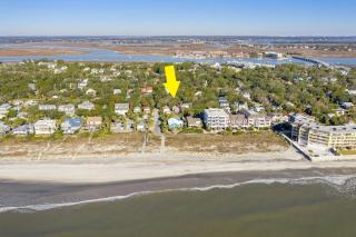220 W Ashley - Corner Cottage - Central Location - Folly Beach - 8