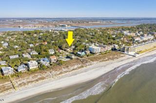 220 W Ashley - Corner Cottage - Central Location - Folly Beach - 7