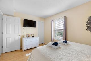 301 Charleston Oceanfront Villas - Folly Beach - 8
