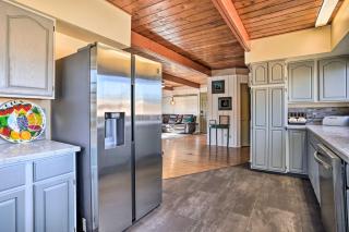 Close to Hiking and Dtwn Mtn-View Prescott Home! - Prescott - 1