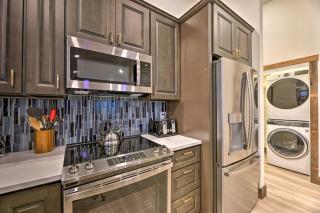 Sanderling Sea Cottages, Unit 5 with Ocean Views! - Waldport - 1