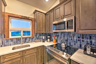 Sanderling Sea Cottages, Unit 5 with Ocean Views! - Waldport - 2