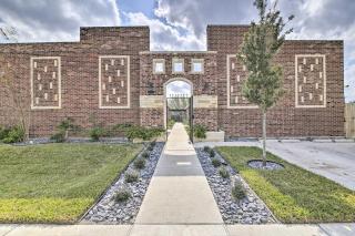 3 Mi to Downtown Relaxing Stay in Edinburg Apt! - 8