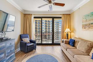 Emerald Grande 922 - 6