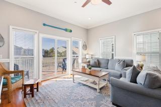 91 Waters Edge Folly Charm - 3