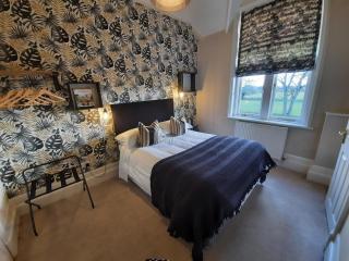 The Priory - Hereford - 5