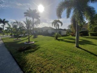 2 Private Cabanas with a private Pool and outdoor kitchen - Cape Coral - 9