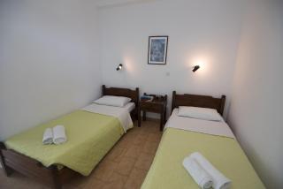 Katerina Rooms - Naousa - 8