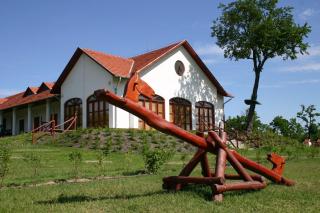Sarlóspuszta Club Hotel - Tatárszentgyörgy - 1