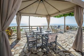 Private, pool, sunsets, beaches, amenities - Eleni - Athani - 1