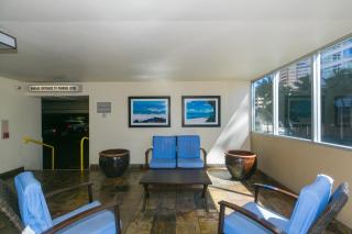 Ilikai Marina 382 Yacht Harbor View 1BR - Honolulu - 9