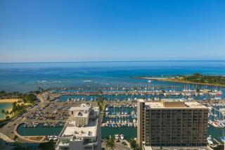 Two Bedroom Discovery Bay High Rise Condos with Lanai & Gorgeous Views - Honolulu - 4