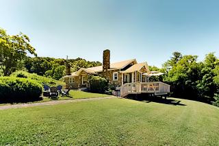 Idyllic Cornerstone - Candler - 0
