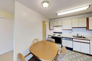 Sunset landing Unit 12 - 3