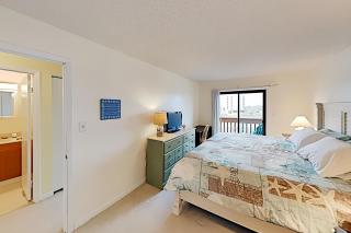 Sunset landing Unit 12 - 2