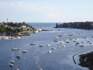 Holiday Home in Bénodet with Pool & Beaches - 1