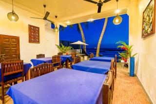 Blue Sky Beach Resort - Unawatuna - 4