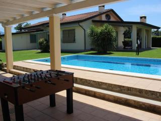 Holiday House in Versilia with Pool & Beaches - 1