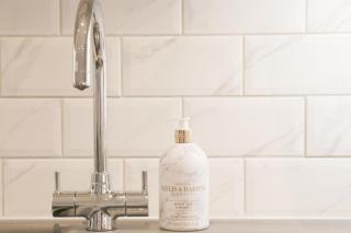 Townhouse, close to harbour with sea views - 3