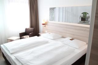 Arvena Park Hotel - Nuremberg - 7