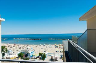 Hotel Ideale Mare - Bellaria-Igea Marina - 9