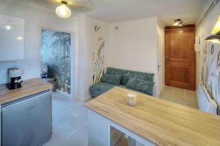 Upstays Sea View 20m2 Apartment Suquet - 1